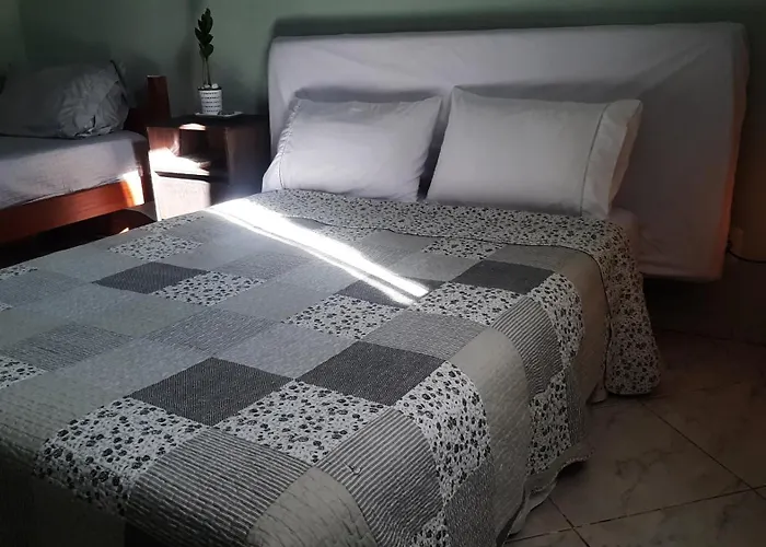 Casa Espacosa Bem Localizada Em Marica!